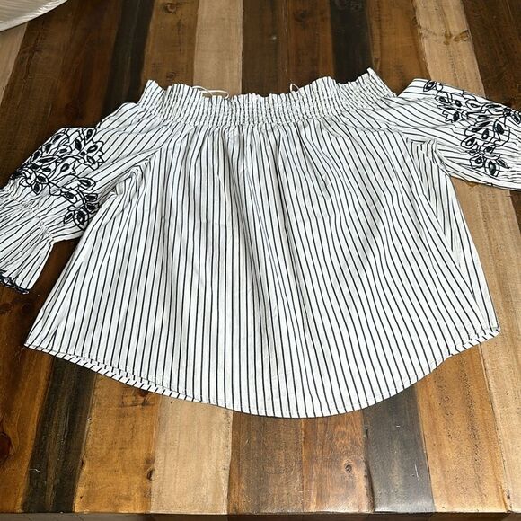 Chico’s SZ 4 Poplin Tunic Top - Picture 5 of 9